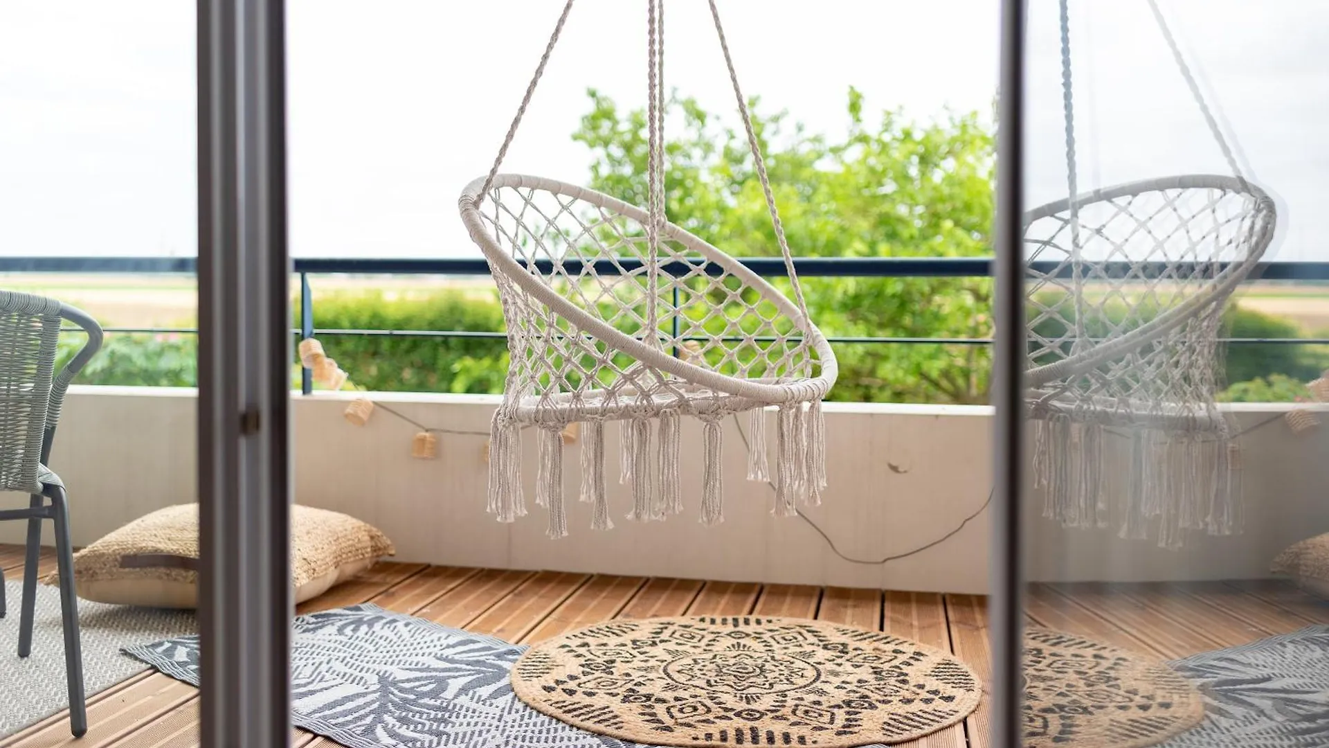 Appartement Premium Jacuzzi Terrasse Climatisation Frouzins 0*,  Frankrijk